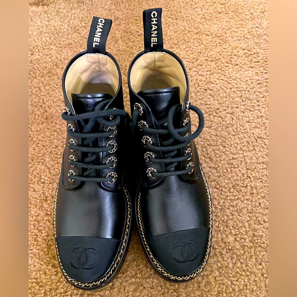 Chanel size 6.5 leather booties